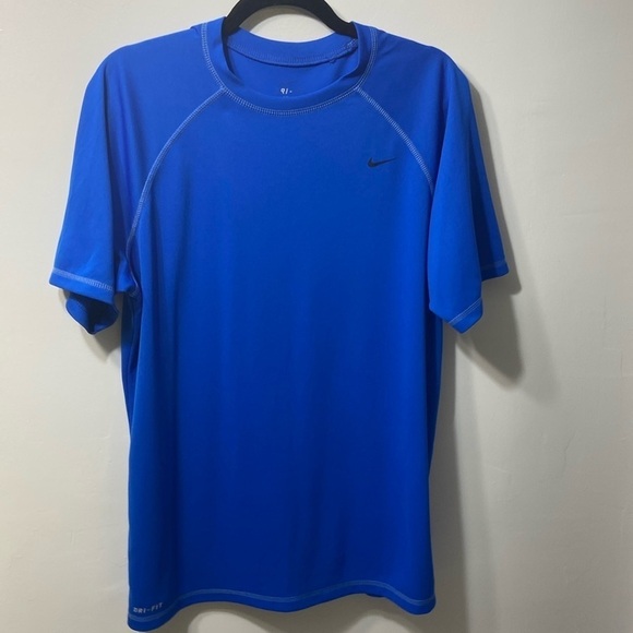 NIKE DRI-FIT,ROYAL BLUE,SHORT SLEEVE,SPORT T-SHIRT. SIZE- LARGE - Picture 1 of 11
